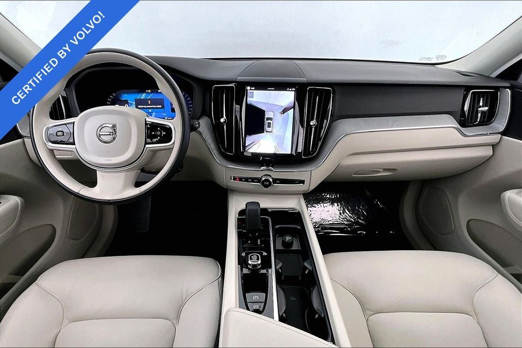 2025 Volvo XC60 B5 Plus