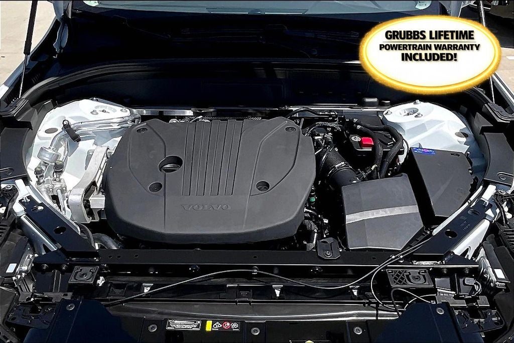 2026 Volvo XC60 B5 Plus