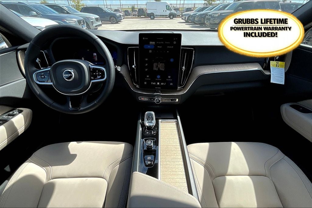 2026 Volvo XC60 B5 Plus