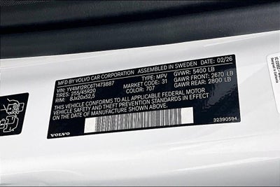 2026 Volvo XC60 B5 Plus