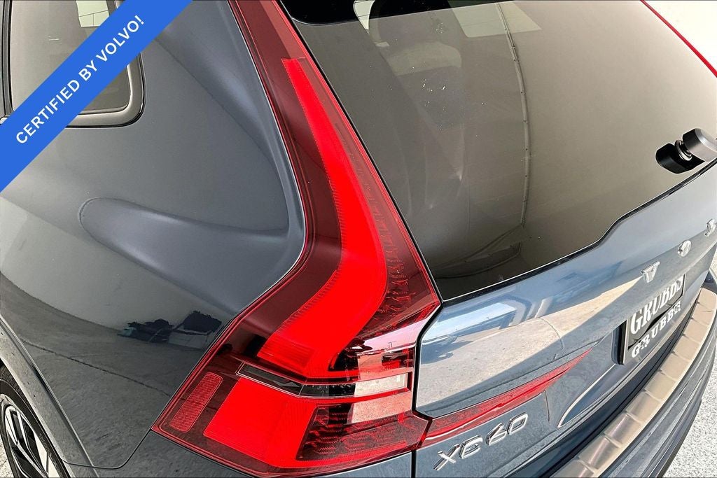 2026 Volvo XC60 B5 Plus