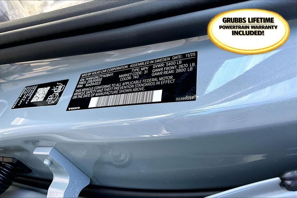 2026 Volvo XC60 B5 Plus