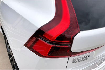 2026 Volvo XC60 B5 Plus