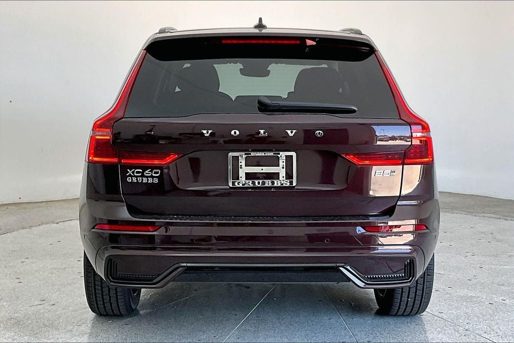 2026 Volvo XC60 B5 Plus
