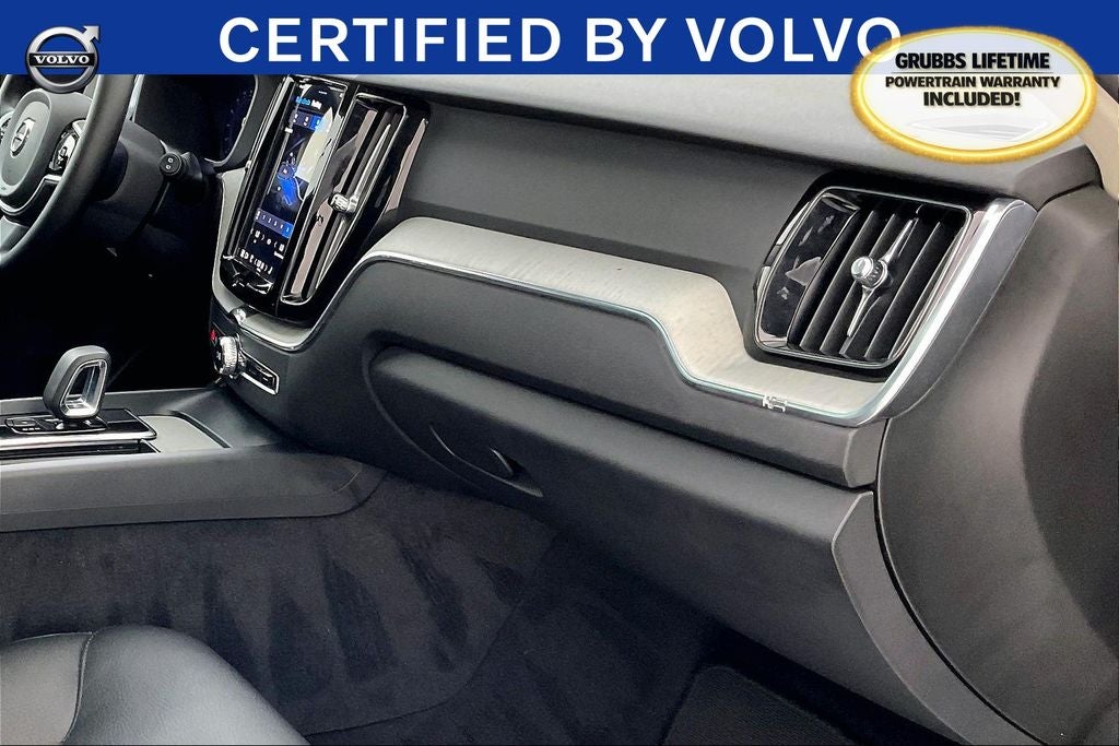 2025 Volvo XC60 B5 Plus