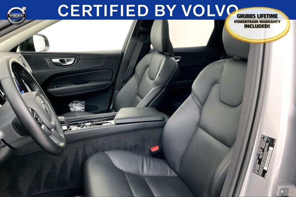 2025 Volvo XC60 B5 Plus