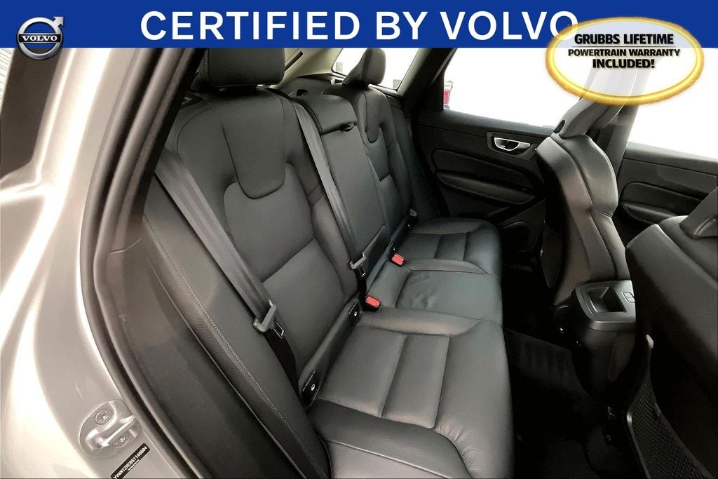 2025 Volvo XC60 B5 Plus