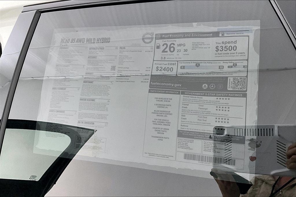 2026 Volvo XC60 B5 Plus