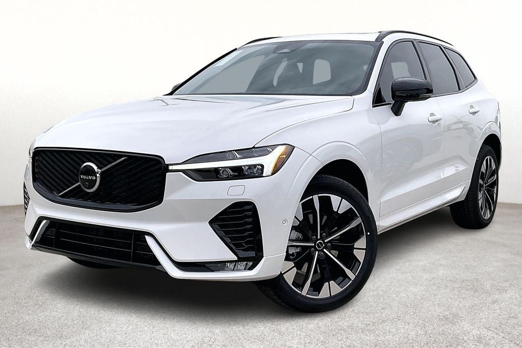 2026 Volvo XC60 B5 Plus
