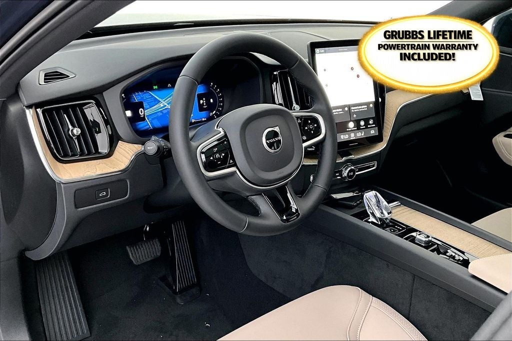 2026 Volvo XC60 B5 Plus