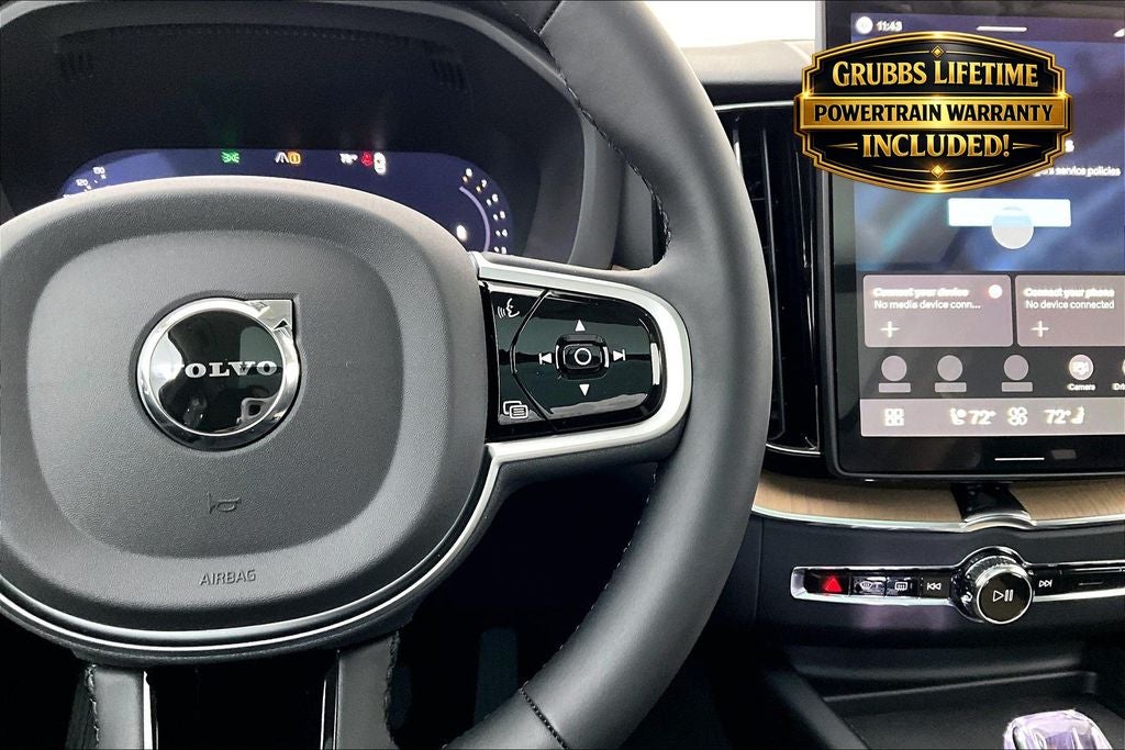 2026 Volvo XC60 B5 Plus