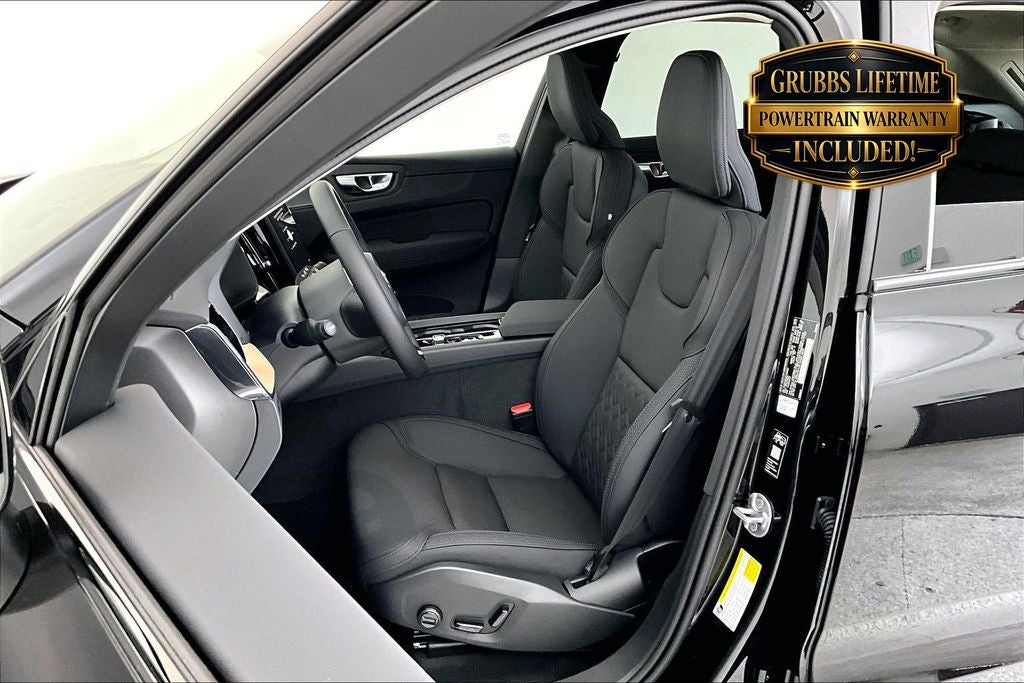 2026 Volvo XC60 B5 Plus