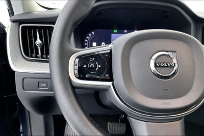 2025 Volvo XC60 B5 Plus