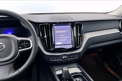 2025 Volvo XC60 B5 Plus