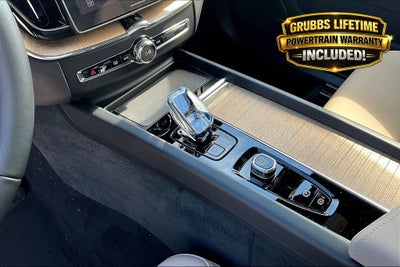 2026 Volvo XC60 B5 Plus