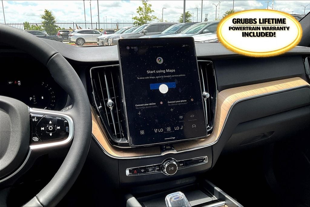 2026 Volvo XC60 B5 Plus