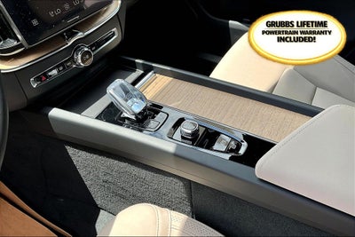 2026 Volvo XC60 B5 Plus