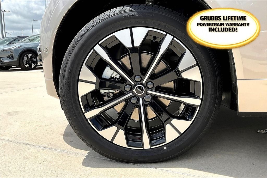 2026 Volvo XC60 B5 Plus