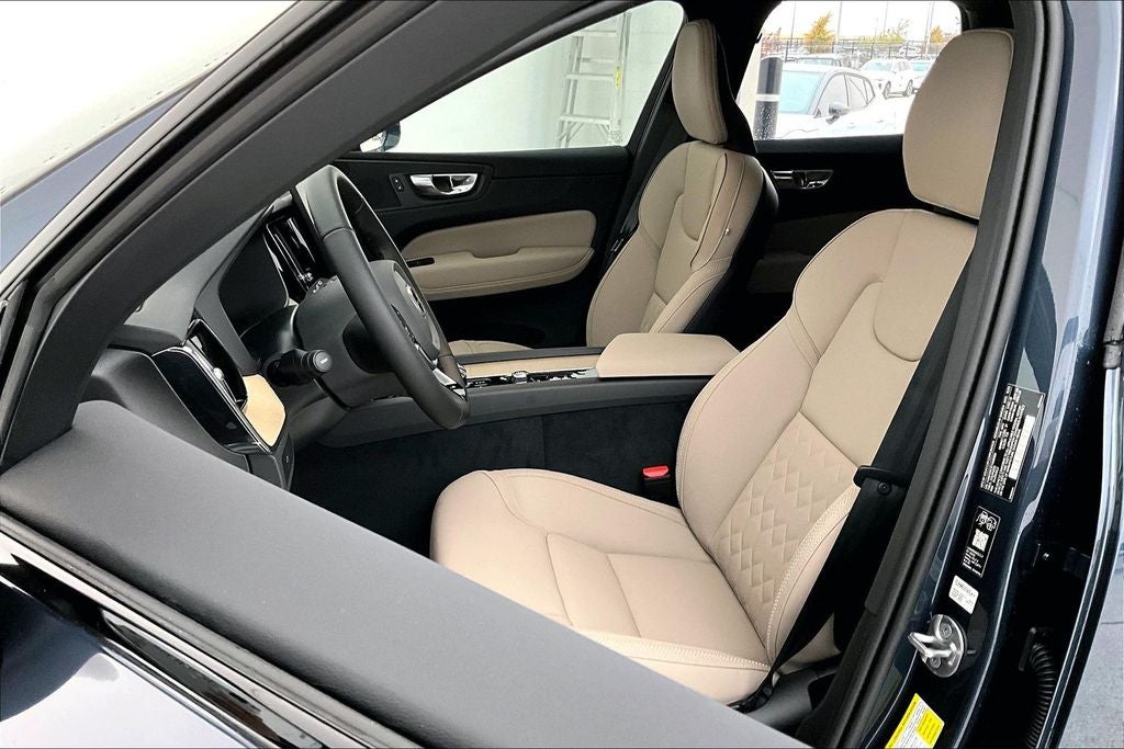 2026 Volvo XC60 B5 Plus