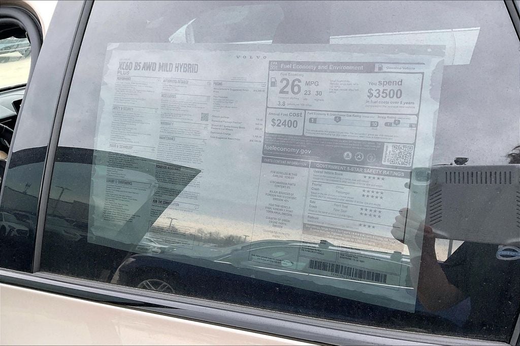 2026 Volvo XC60 B5 Plus