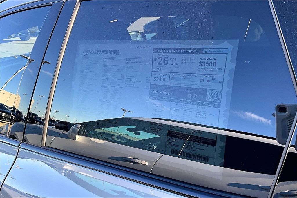 2026 Volvo XC60 B5 Plus