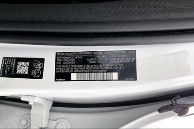 2026 Volvo XC60 B5 Plus