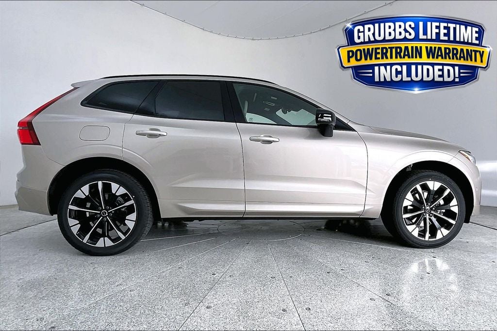 2026 Volvo XC60 B5 Plus