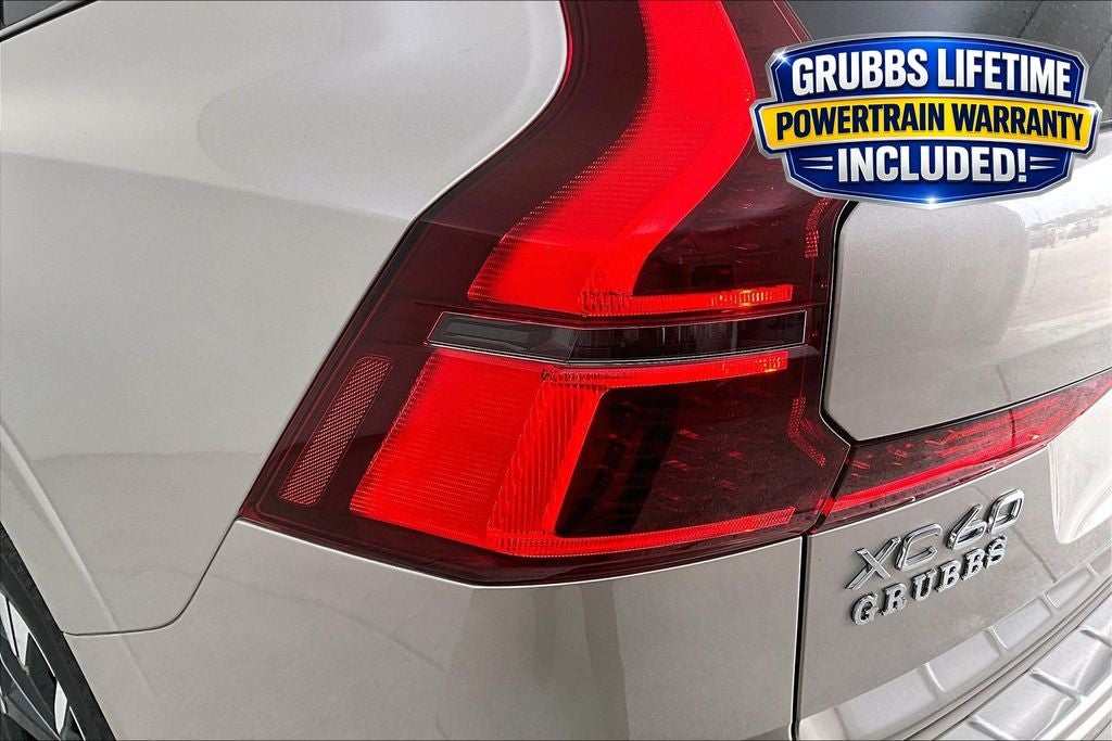 2026 Volvo XC60 B5 Plus