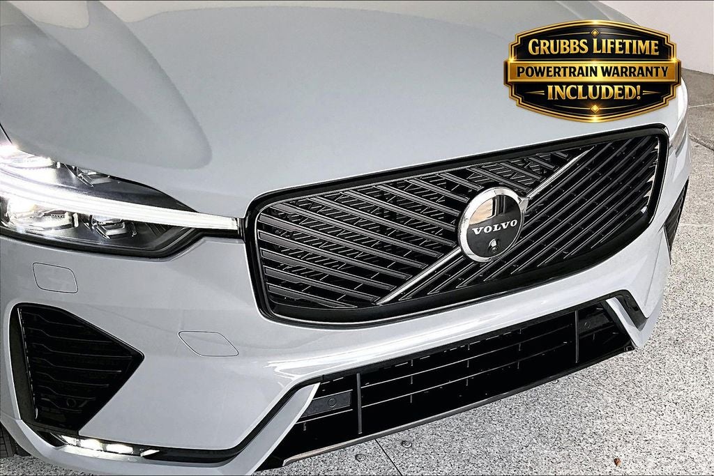 2026 Volvo XC60 B5 Plus