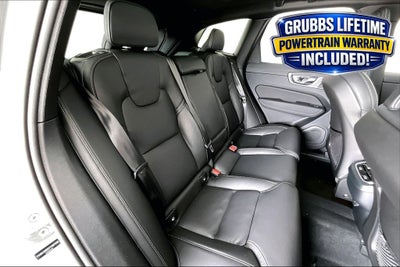 2026 Volvo XC60 B5 Ultra Black Edition