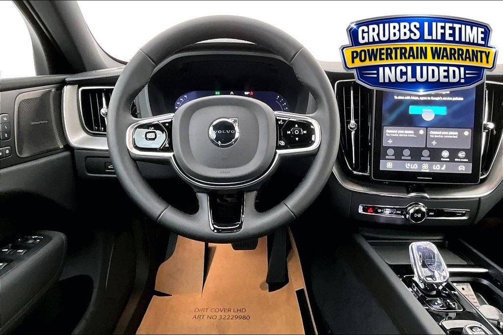 2026 Volvo XC60 B5 Ultra Black Edition