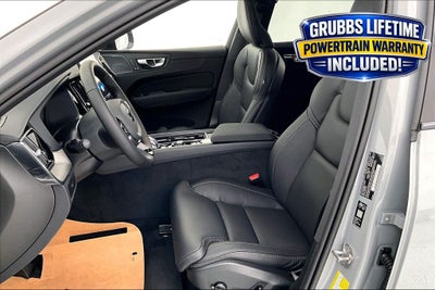 2026 Volvo XC60 B5 Ultra Black Edition