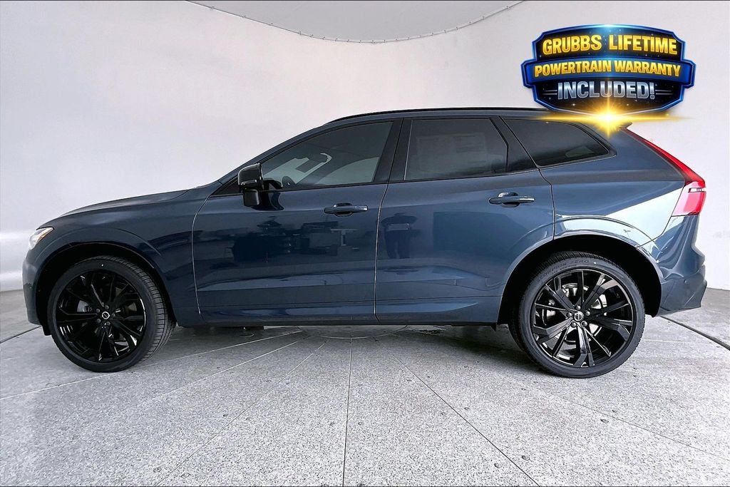 2026 Volvo XC60 B5 Ultra Black Edition
