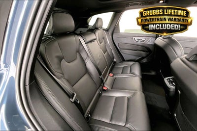 2026 Volvo XC60 B5 Ultra Black Edition