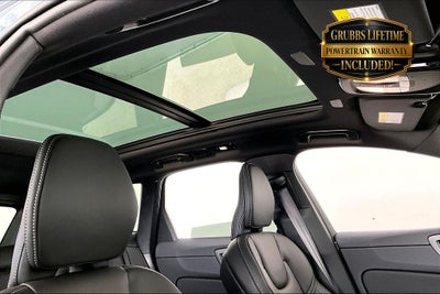 2026 Volvo XC60 B5 Ultra Black Edition