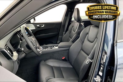 2026 Volvo XC60 B5 Ultra Black Edition