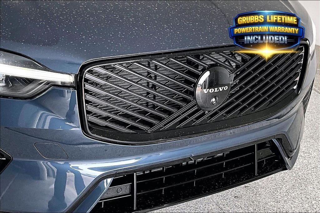 2026 Volvo XC60 B5 Ultra Black Edition