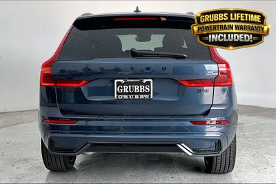 2026 Volvo XC60 B5 Ultra Black Edition