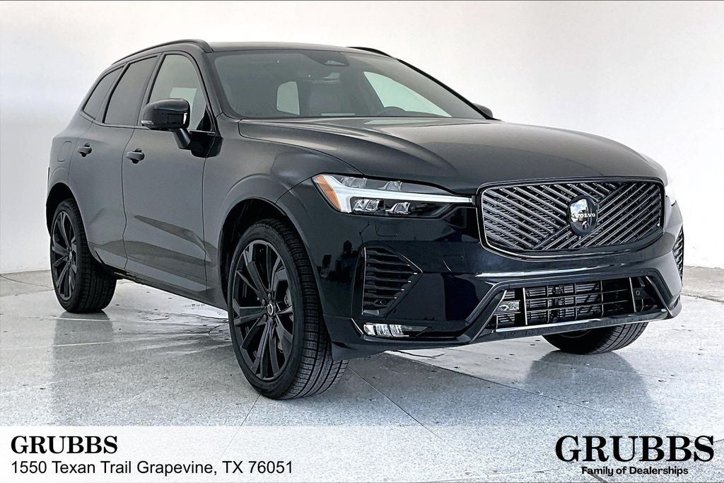 2026 Volvo XC60 B5 Ultra Black Edition