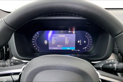 2026 Volvo XC60 B5 Ultra Black Edition