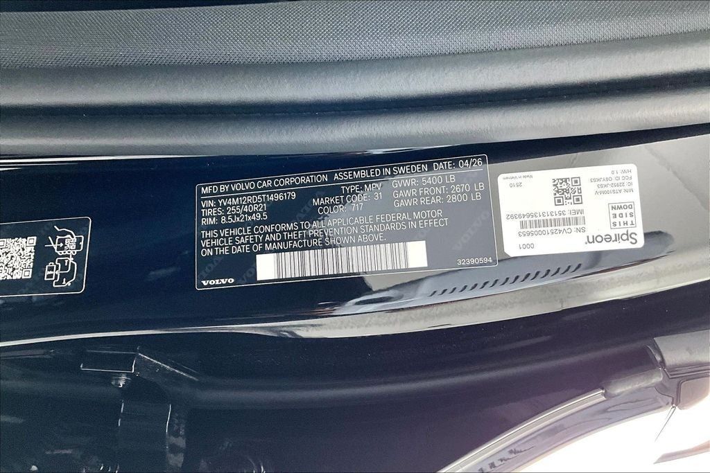 2026 Volvo XC60 B5 Ultra Black Edition