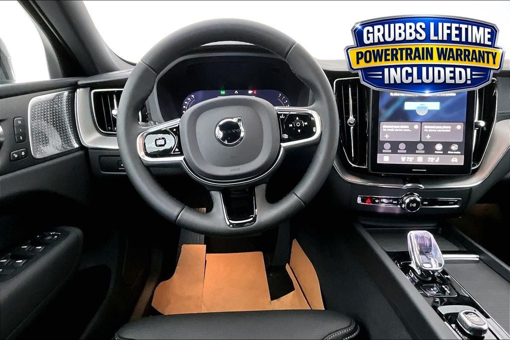 2026 Volvo XC60 B5 Ultra Black Edition
