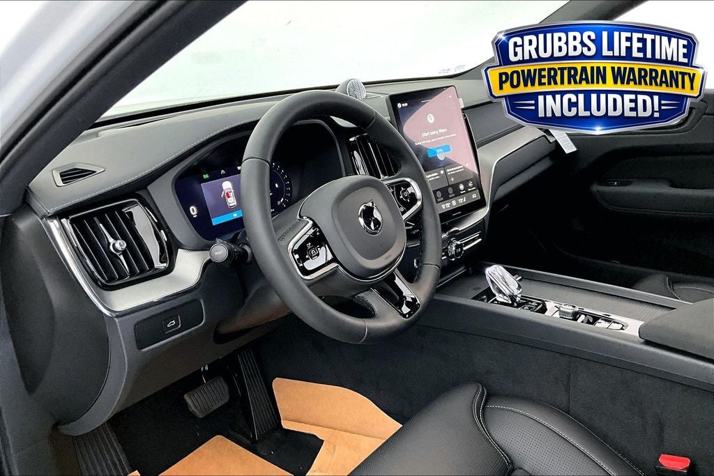 2026 Volvo XC60 B5 Ultra Black Edition