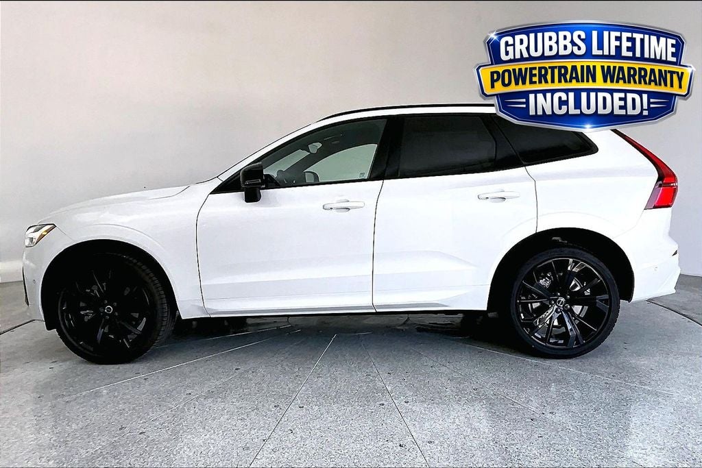 2026 Volvo XC60 B5 Ultra Black Edition