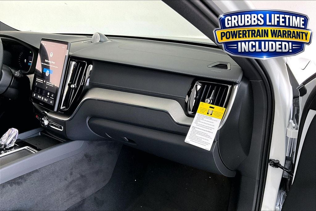 2026 Volvo XC60 B5 Ultra Black Edition