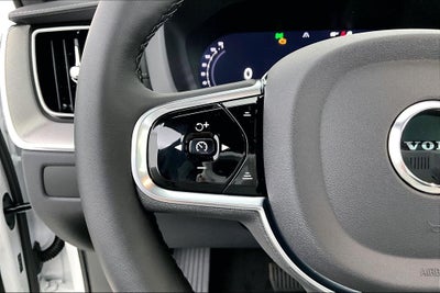 2026 Volvo XC60 B5 Ultra Black Edition