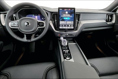 2026 Volvo XC60 B5 Ultra Black Edition