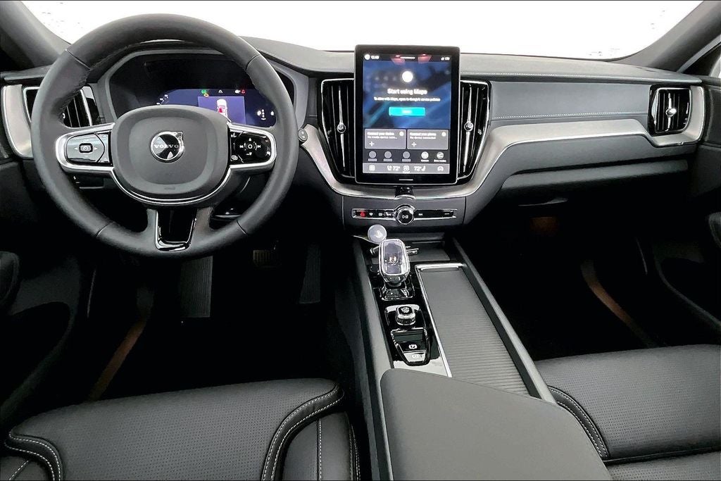 2026 Volvo XC60 B5 Ultra Black Edition