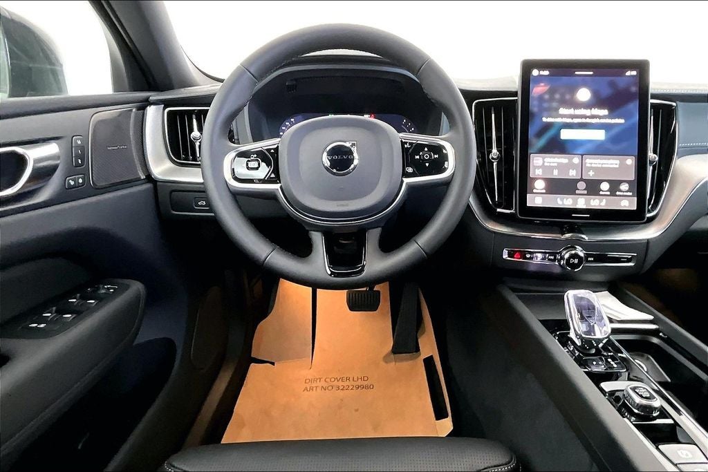 2026 Volvo XC60 B5 Ultra Black Edition