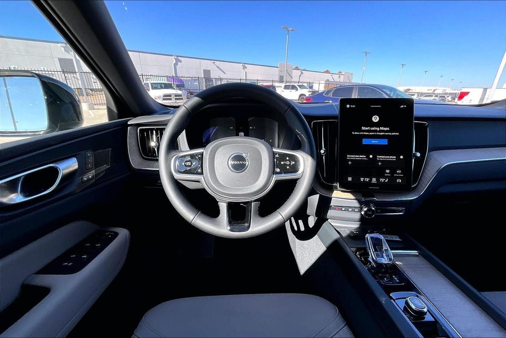 2026 Volvo XC60 B5 Core